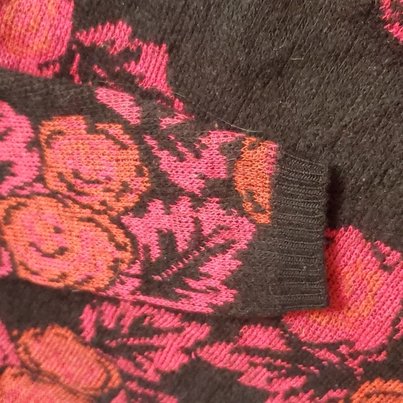 *RARE* Vintage Pink and Orange floral sweater Size M - Picture 4 of 6